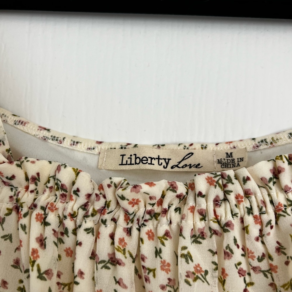 Spring dress - Picture 4 of 4
